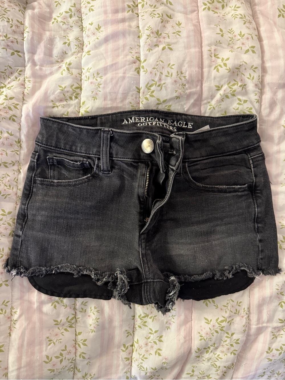 American Eagle Outfitters Black Distressed Denim Shortie